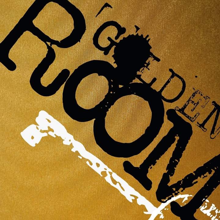 GOLDEN ROOM